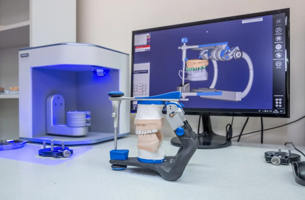 Digital dental lab with a 3D scanner and design software